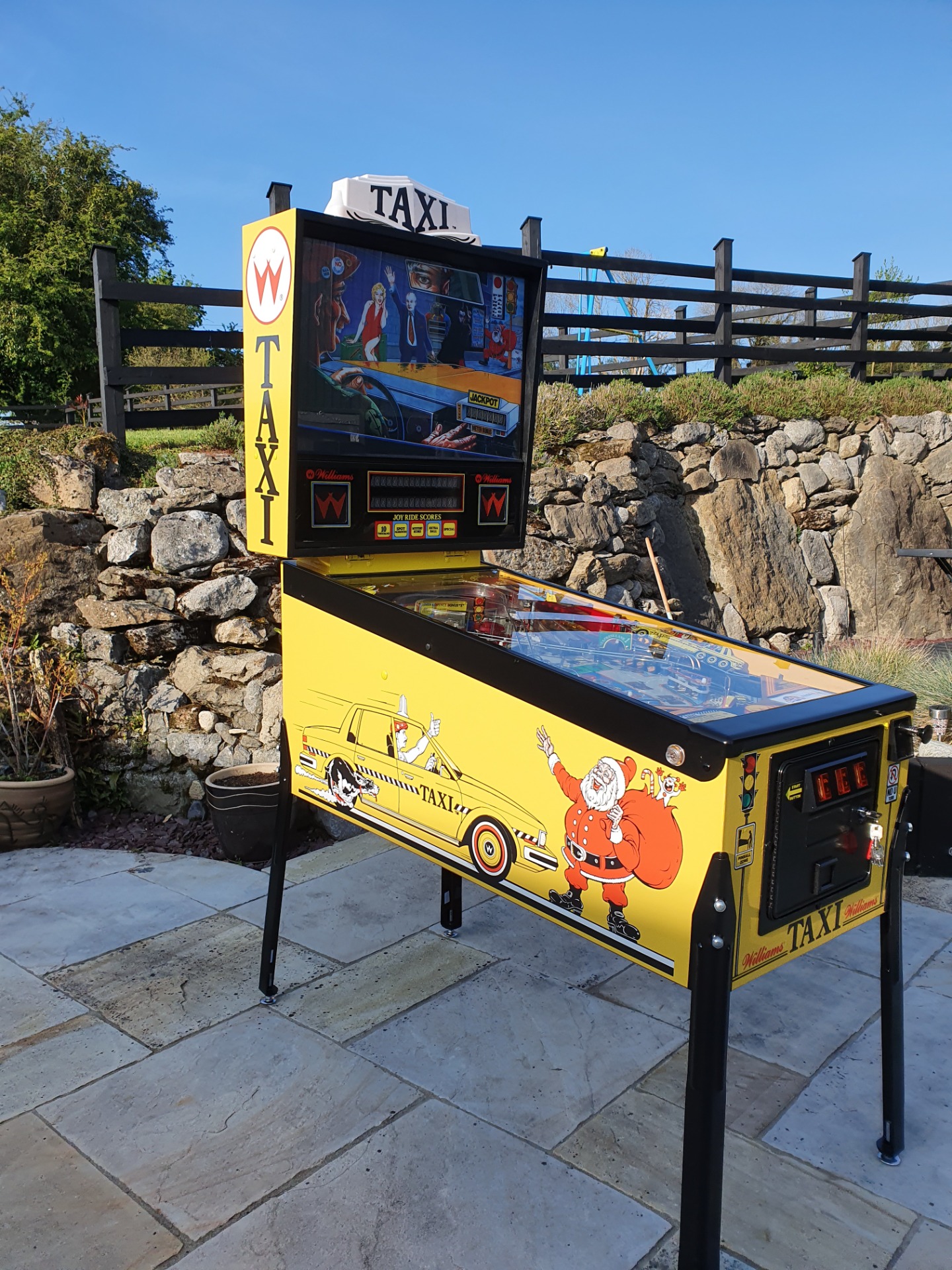 Williams Taxi Pinball Machine